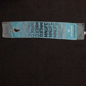 MNUFC scarf Alina Health